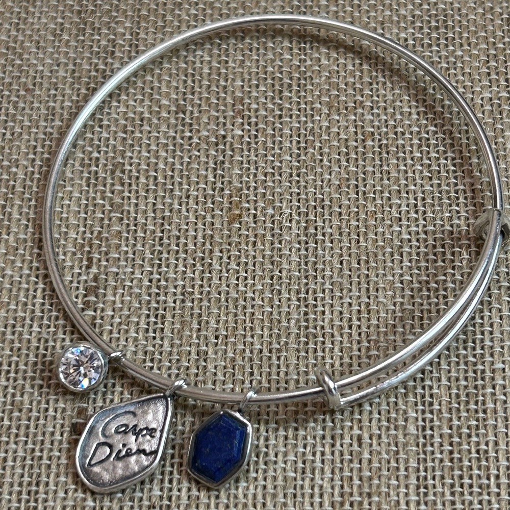 Silpada Carpe Diem Bangle Bracelet B3211